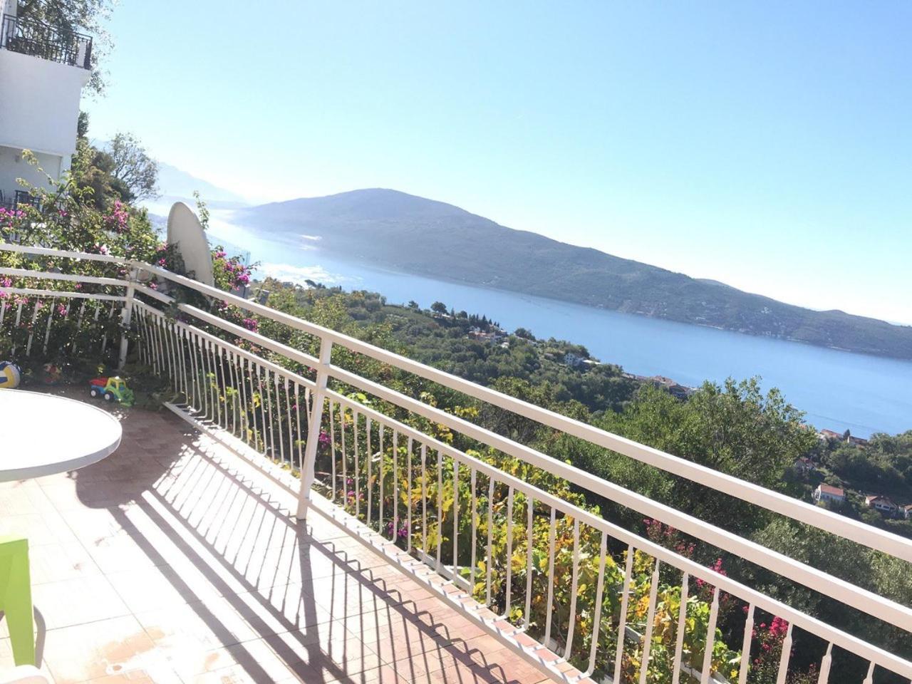 הרצג-נובי Magnificent Views Apartment מראה חיצוני תמונה